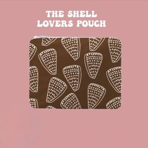 The Shell Lovers Pouch NWT!
